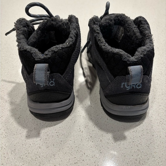 Ryka | Canyon Boots, Gray, Size 6.5 - Picture 4 of 8